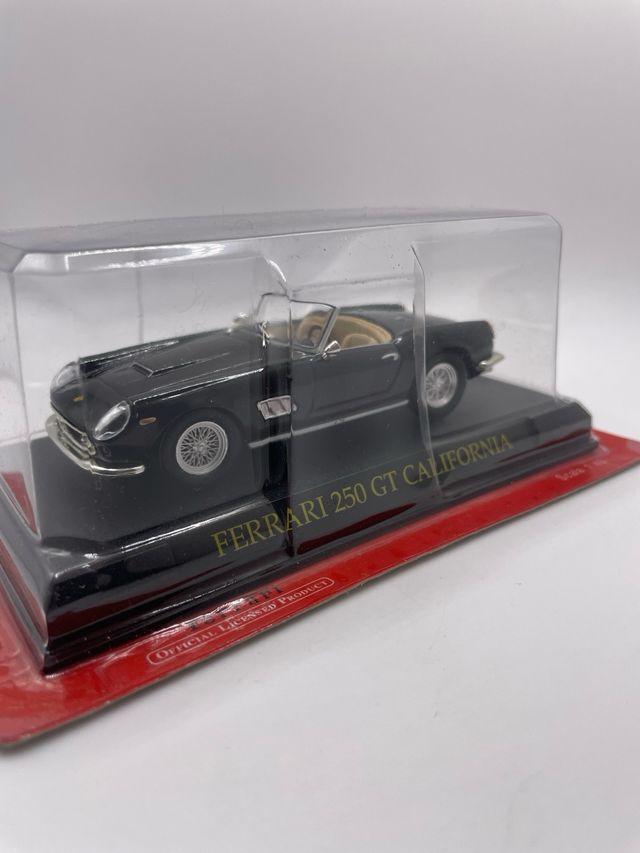 Ferrari 250 GT California 1:43