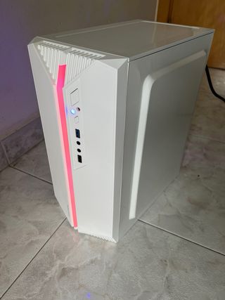 Torre PC Gaming Blanca
