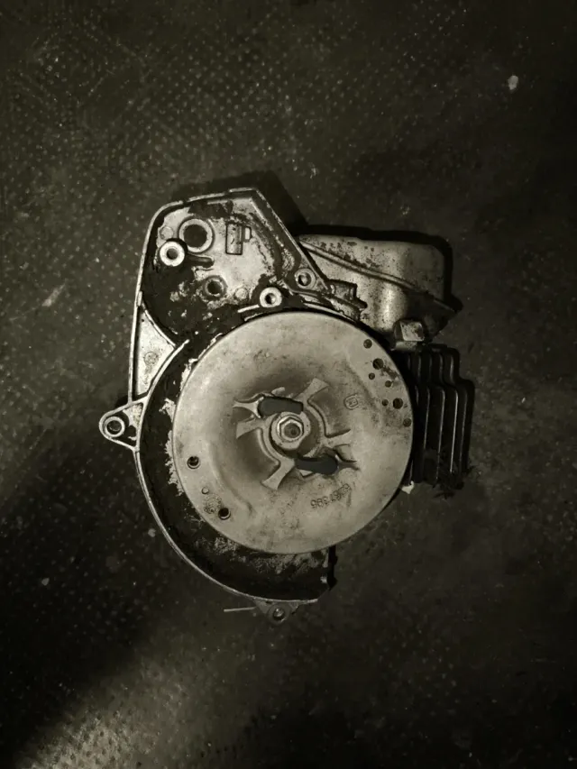 Motor desbrozadora Husqvarna 325L