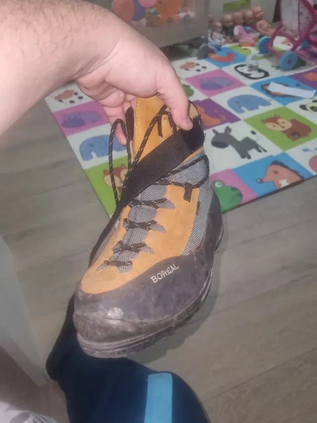 Botas de montaña Boreal usadas 2 veces
