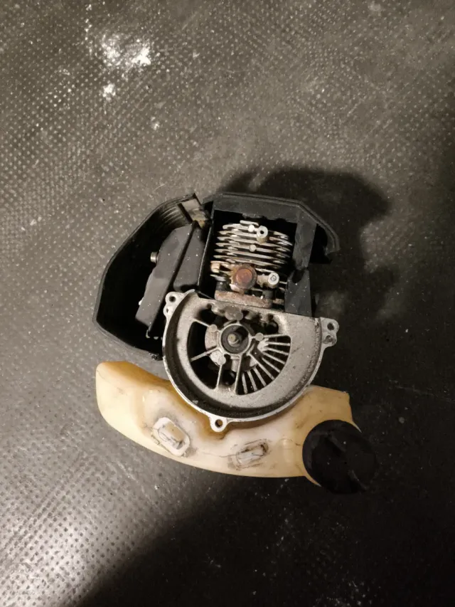 Motor cortasetos Anova CG2360