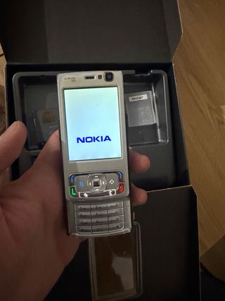 Nokia N95 con scatola
