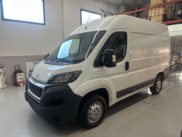 PEUGEOT Boxer L1H2 2.0 BLUE HDI PREMIUM