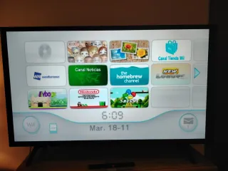 Nintendo Wii Blanca con 128 GB de juegos