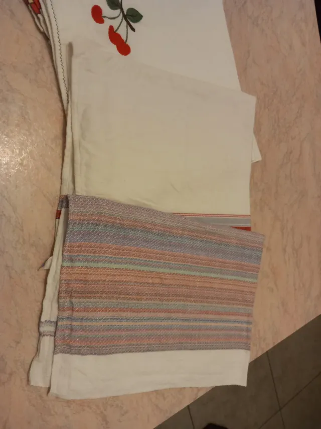 4 Tovaglioli Cotone Ricamati Frutta