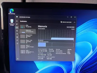 PC gaming compacto + pantalla FHD