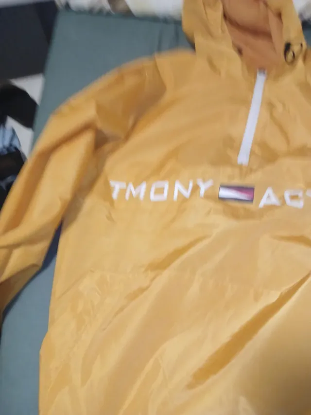 Cazadora Tommy Hilfiger Amarilla/Naranja