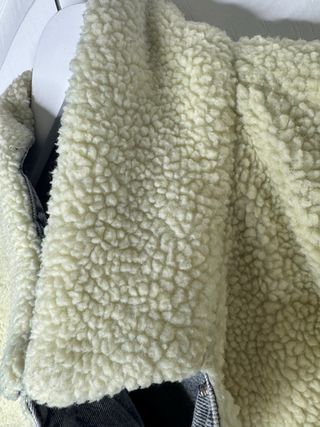 Chaqueta vaquera forrada PULL&BEAR – Talla M