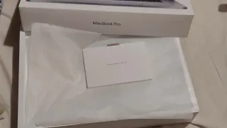 Scatola originale per MacBook Pro Apple