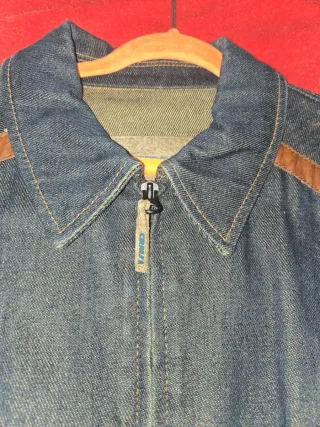 Chaqueta vaquera con codos de cuero