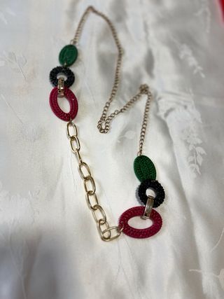 Conjunto Pulsera y collar artesanal multicolor