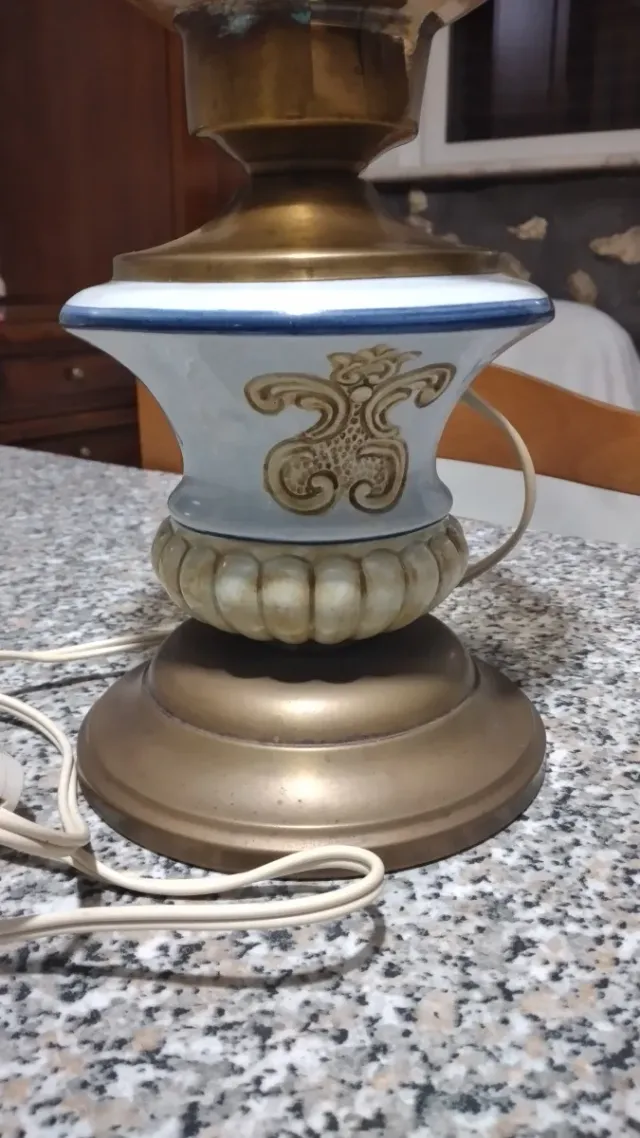 Lampada vintage ceramica e metallo