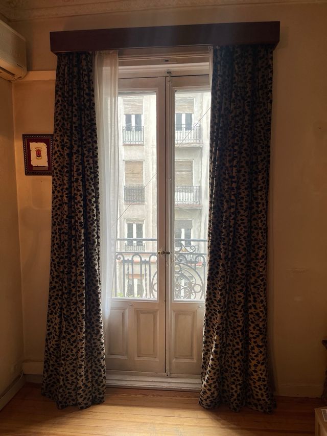 Cortinas largas estampado leopardo