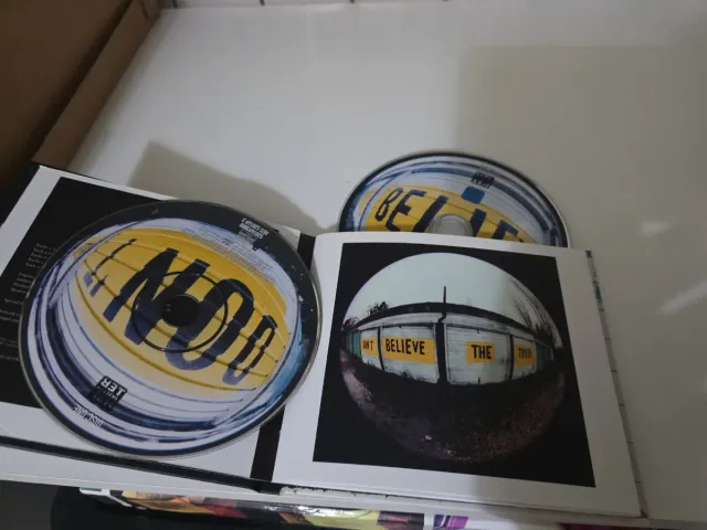 Oasis - Don't Believe The Truth CD + DVD