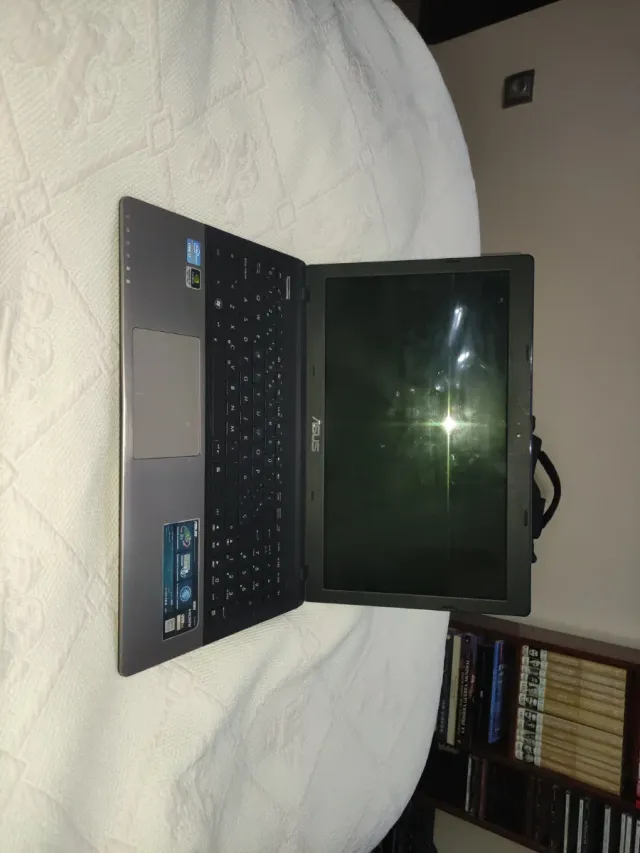 Portátil Asus Intel i7