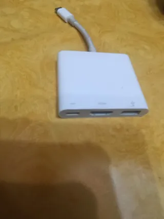 Adaptador Apple USB-C a HDMI, USB, USB-C
