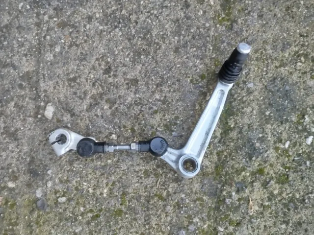 Pedal cambio Suzuki GSX 600