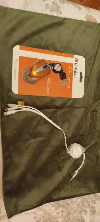 Ratón Viaje Verbatim + Cargador Múltiple