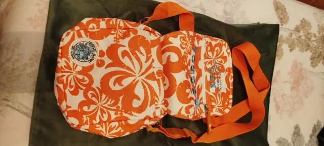 Bolso deportivo Reebok naranja y blanco