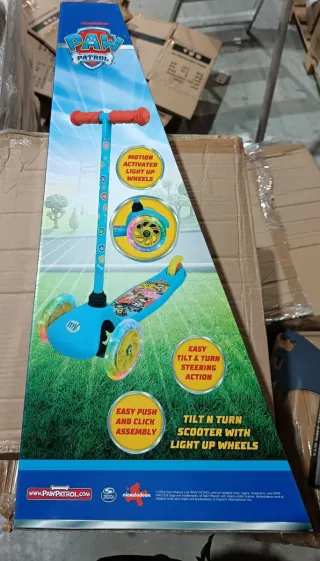 Patinete Patrulla Canina con luces