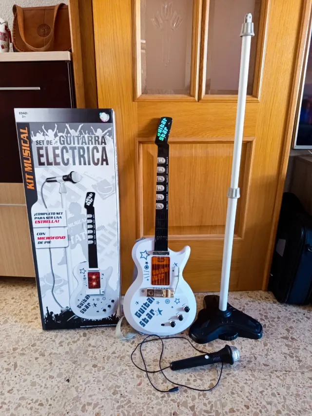 Guitarra Eléctrica Juguete con Micrófono.