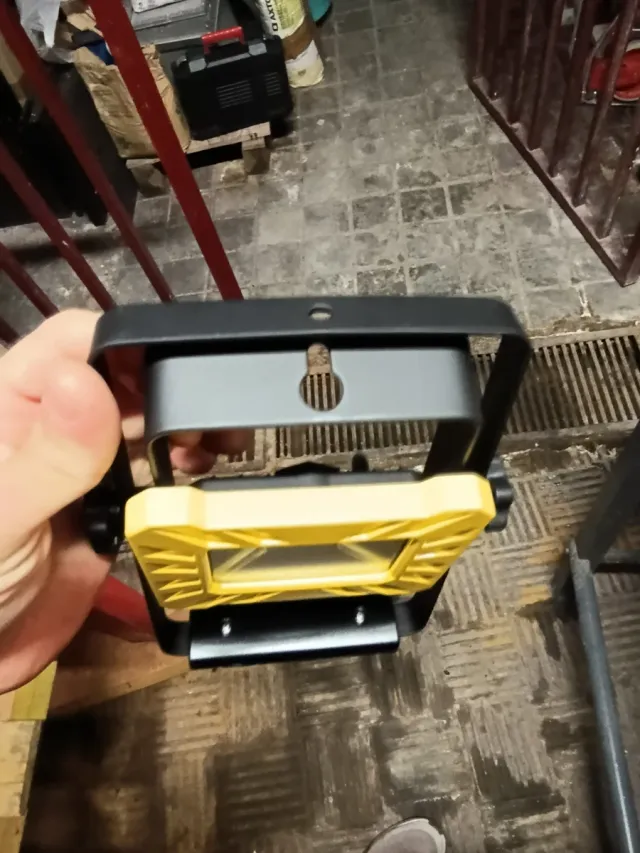 Lámpara LED auxiliar