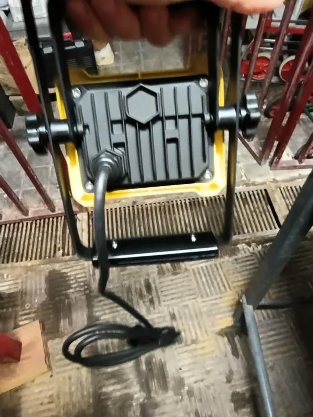 Lámpara LED auxiliar