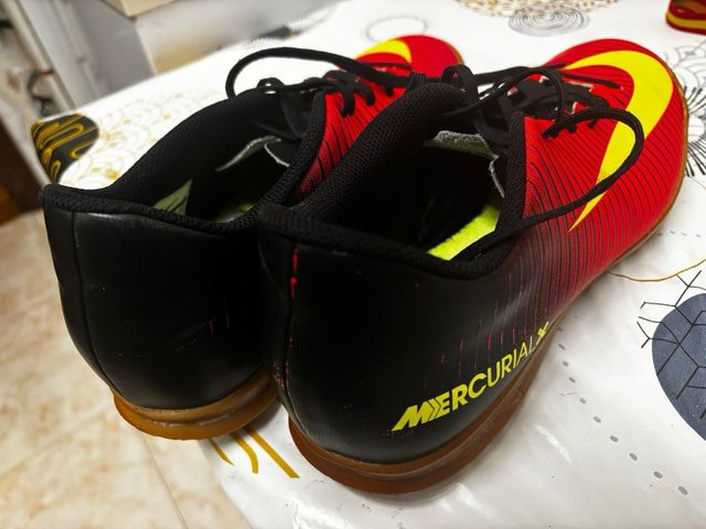 Zapatillas Nike Mercurial x Rojas y Amarillas