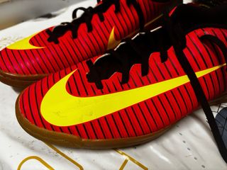 Zapatillas Nike Mercurial x Rojas y Amarillas