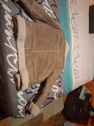 Cazadora borreguito beige/marrón sin estrenar