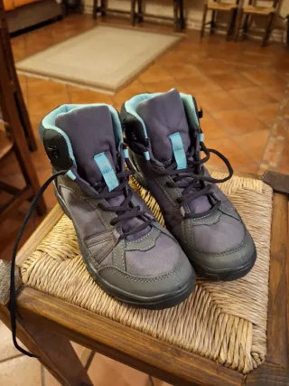 Botas montaña Quechua niñ@ Talla 35