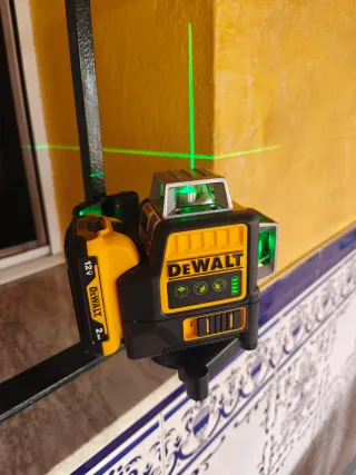 Nivel Láser Dewalt 12V