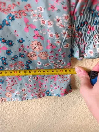 Blusa Shein flores azul y rosa