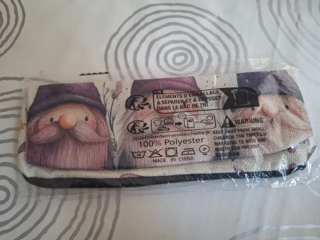 Neceser gnomos morado y beige