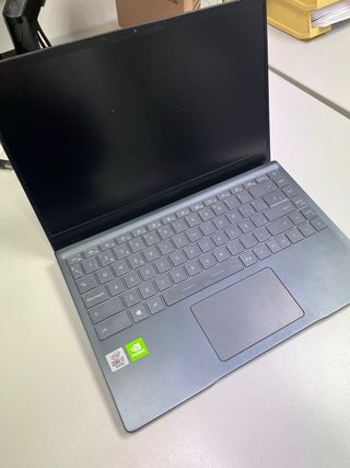 Portátil MSI Modern 14 Negro/Gris