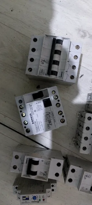 Differenziali e magnetotermici vari