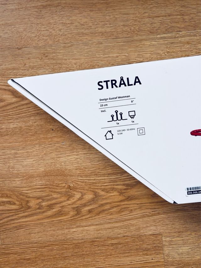 Lámpara Strala Ikea Gustaf Westman Roja