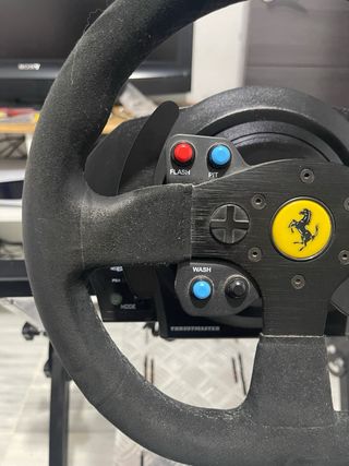 Volante Thrustmaster T300 Ferrari Alcántara