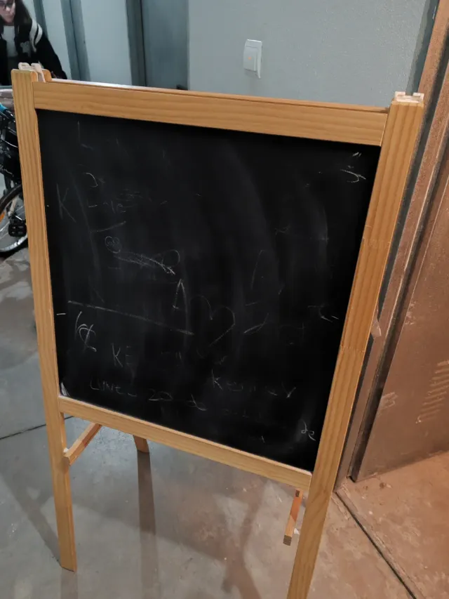 Pizarra doble de madera