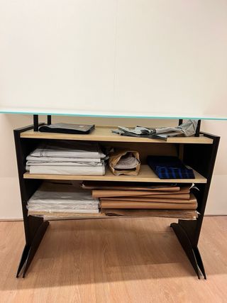 Mesa alta cristal con almacenaje