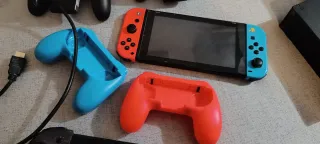 Nintendo Switch Azul y Rojo