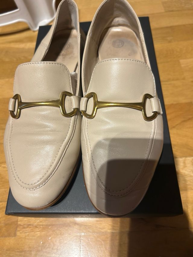 Mocasines piel beige Massimo Dutti