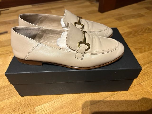Mocasines piel beige Massimo Dutti