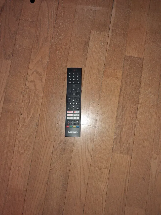 Televisor Daewoo 32 HD Smart TV