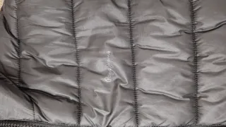 Abrigo plumífero negro Pepe Jeans. Talla 16