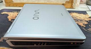 Sony Vaio PCG-9S2M Intel Pentium Notebook