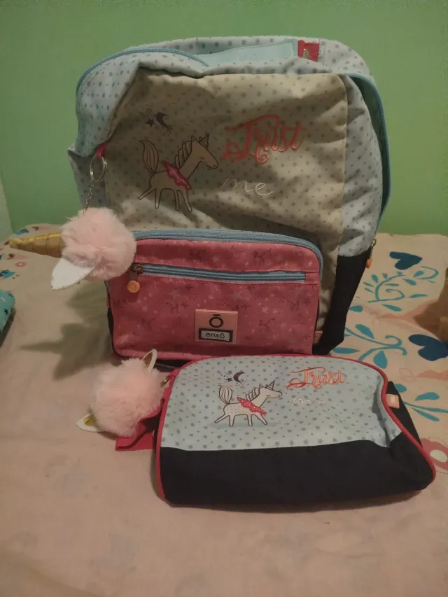 Mochila escolar grande + neceser unicornio