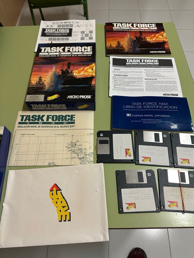 Task Force 1942 Micro Prose PC Juego Disquetes