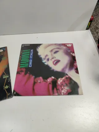Laser Disc Madonna Ciao Italia y Blond Ambition...