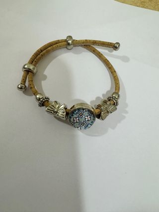 Pulsera Corcho y Acero con Abalorios